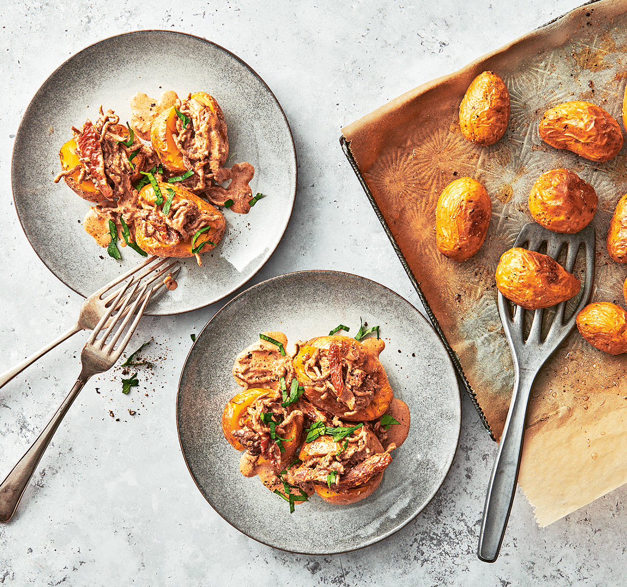 Baked Potatoes mit Hackfleischfüllung | Coop Pronto